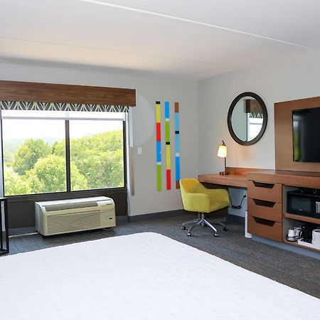 Hampton Inn Atlanta-Canton Exterior photo