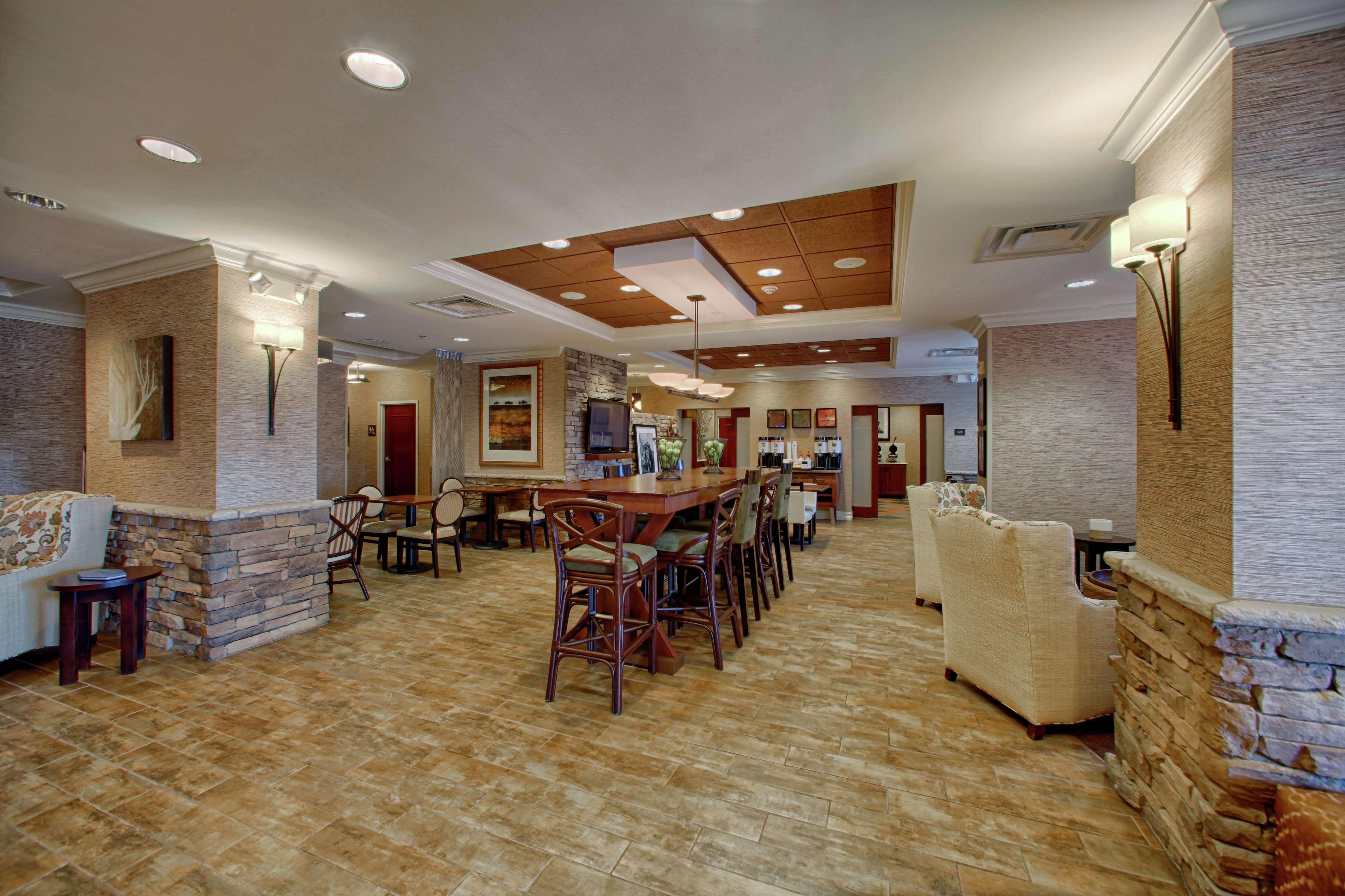 Hampton Inn Atlanta-Canton Exterior photo