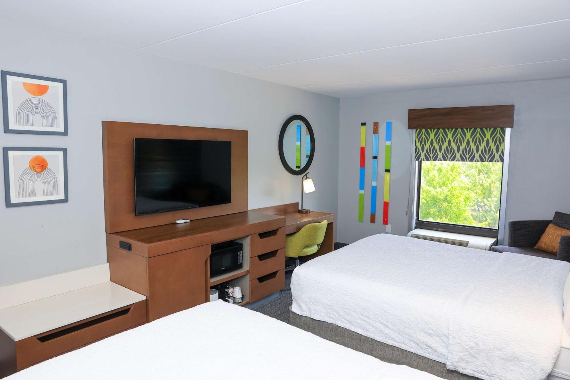 Hampton Inn Atlanta-Canton Exterior photo
